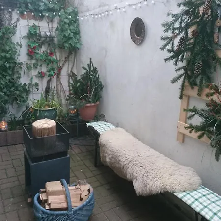 Haus Zum Kleinen Helm Apartment Erfurt Exterior photo