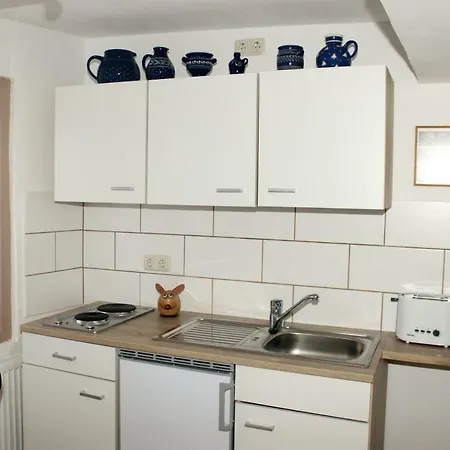 Haus Zum Kleinen Helm Apartment Erfurt Exterior photo