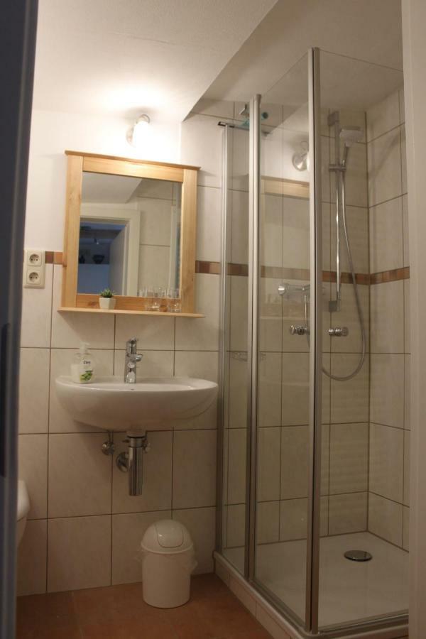 Haus Zum Kleinen Helm * Erfurt